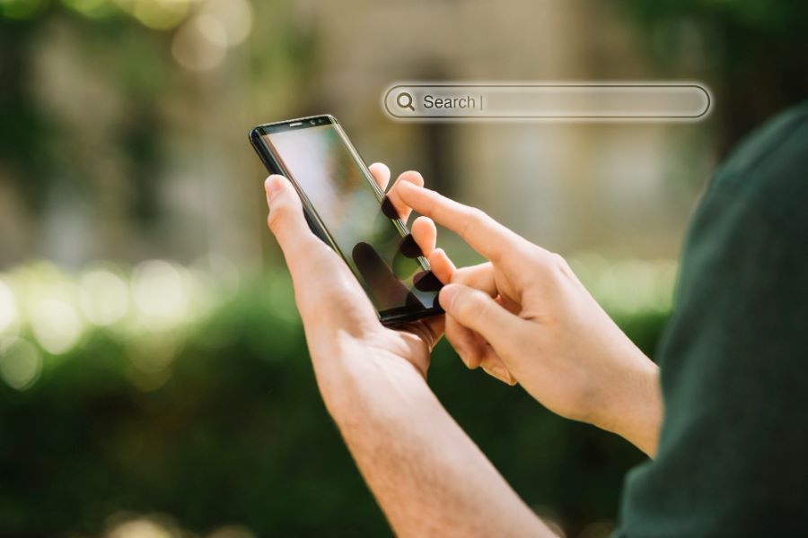 Marketing digital cu SEO, GEO, AEO și AIO. Cum ajunge un brand să fie găsit și menționat de AI